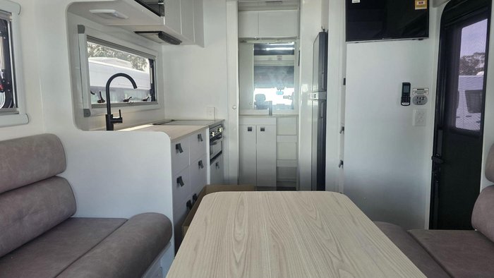 2025 Windsor Daintree