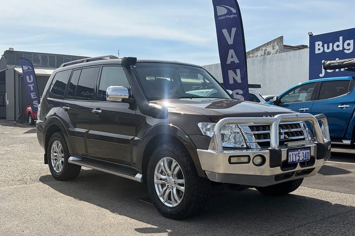 2016 Mitsubishi Pajero