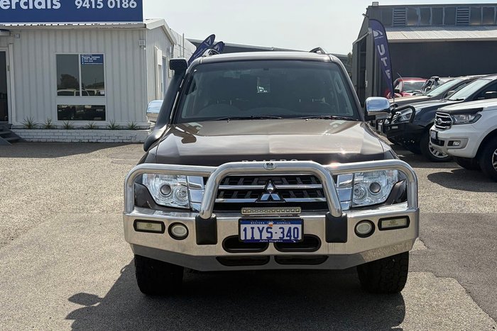 2016 Mitsubishi Pajero GLX