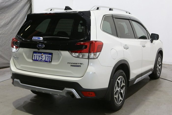 2024 Subaru Forester Hybrid L