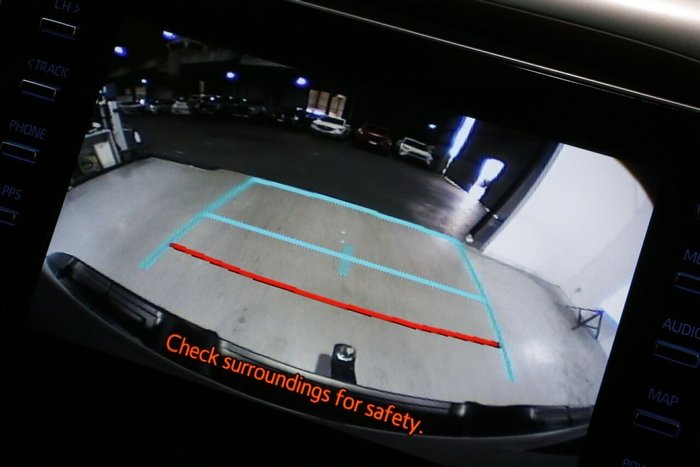 2024 Toyota Hilux SR5