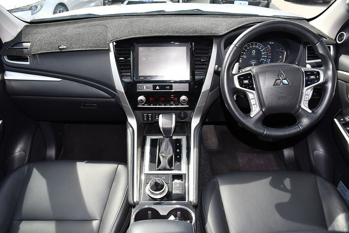 2020 Mitsubishi Pajero Sport Exceed