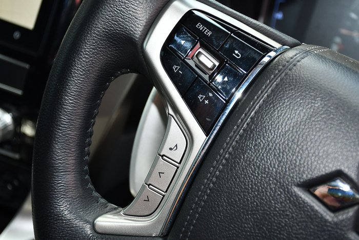 2020 Mitsubishi Pajero Sport Exceed