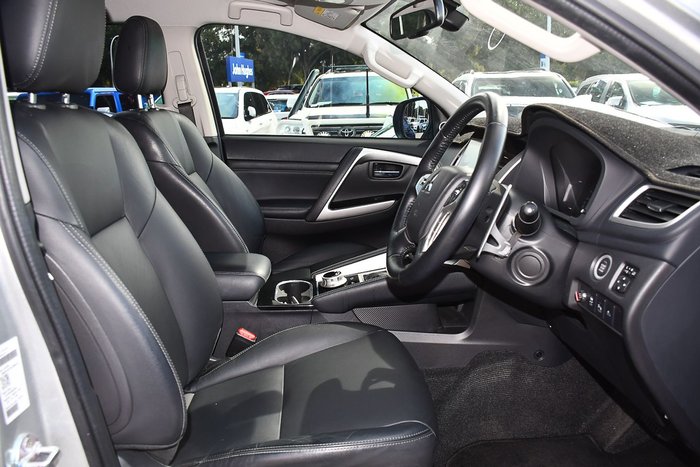 2020 Mitsubishi Pajero Sport Exceed