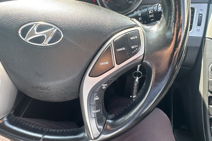 2014 Hyundai Elantra Trophy