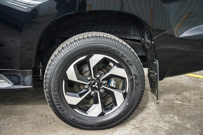 2025 Mitsubishi Pajero Sport Exceed