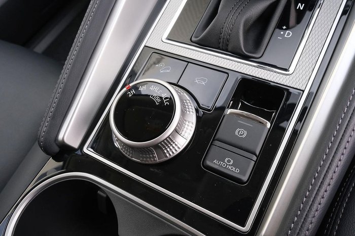 2025 Mitsubishi Pajero Sport GLS