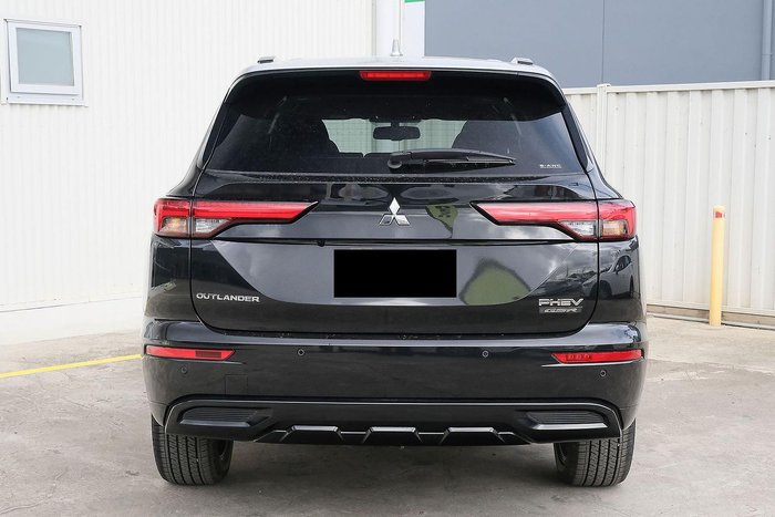 2025 Mitsubishi Outlander PHEV GSR