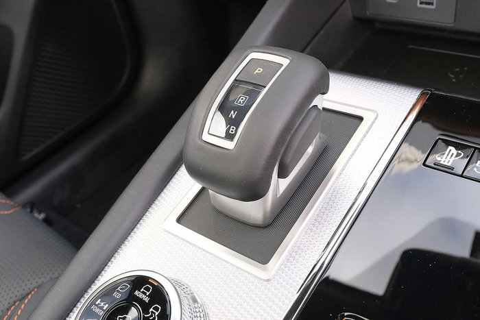 2025 Mitsubishi Outlander PHEV Exceed Tourer