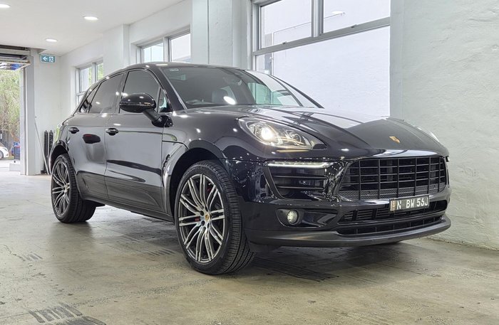 2017 Porsche Macan