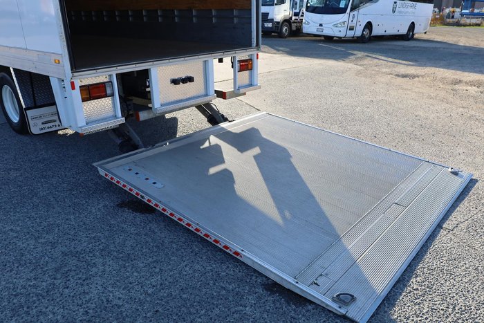2022 Isuzu F Series FRR110-240 White