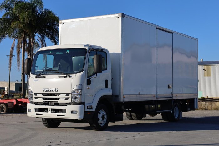 2022 Isuzu F Series FRR110-240 White