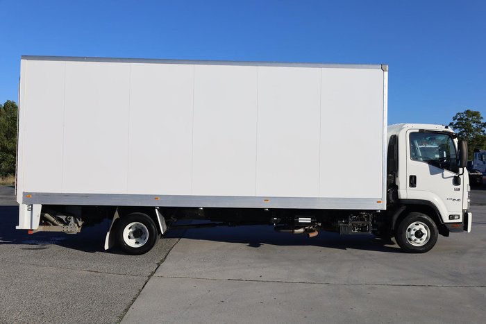 2022 Isuzu F Series FRR110-240 White