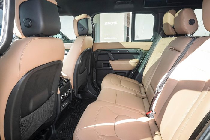 2025 Land Rover Defender 110 P425 X-Dynamic HSE