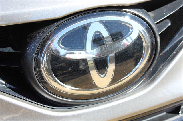 2021 Toyota Camry Ascent
