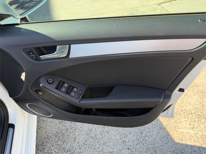 2010 AUDI A4 3.2 FSI QUATTRO B8 (8K) MY11 White