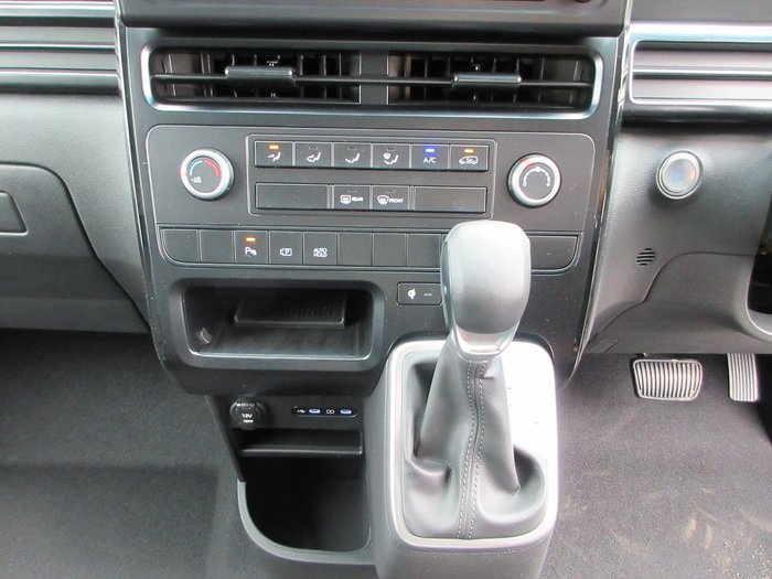 2026 Hyundai STARIA LOAD