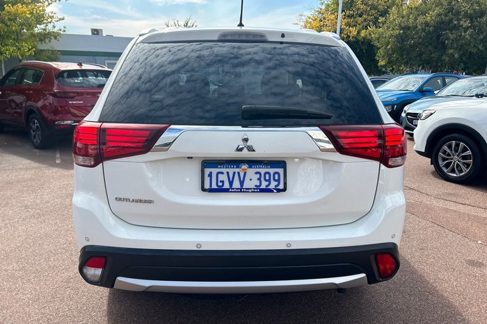 2016 Mitsubishi Outlander LS