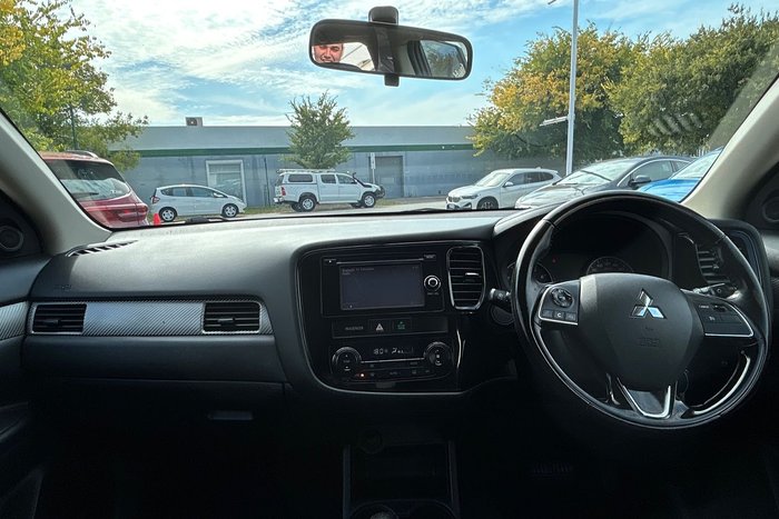 2016 Mitsubishi Outlander LS