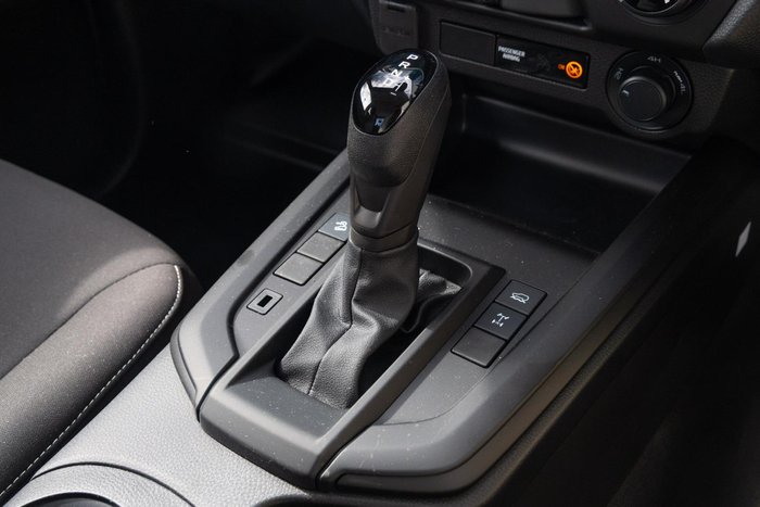 2026 Isuzu D-MAX SX