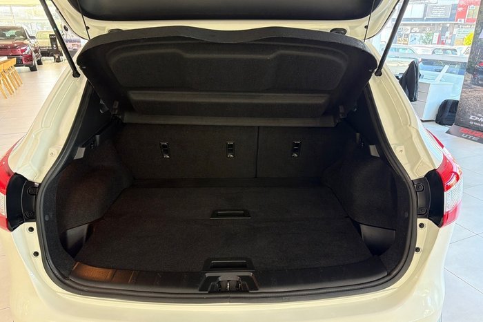 2016 Nissan QASHQAI Ti