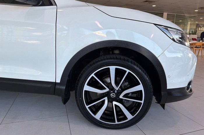 2016 Nissan QASHQAI Ti