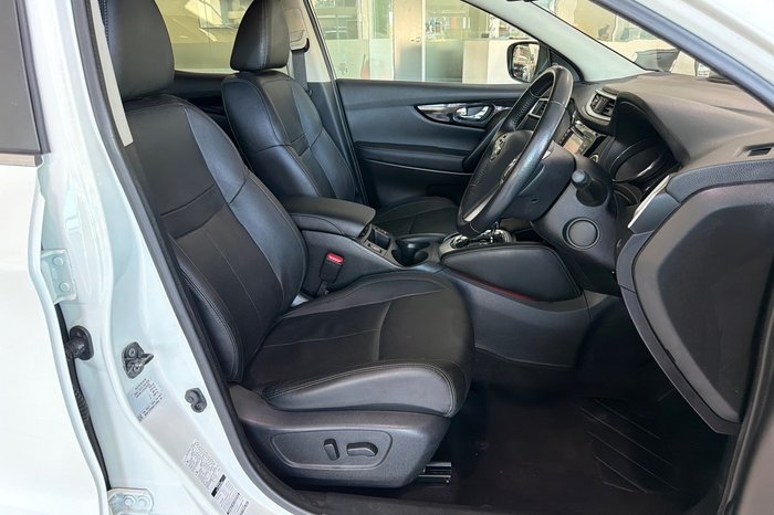 2016 Nissan QASHQAI Ti