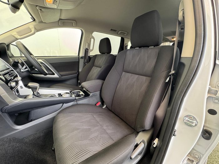 2025 Mitsubishi Pajero Sport GLS