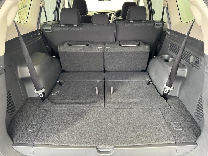 2025 Mitsubishi Pajero Sport GLS