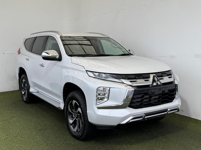 2024 Mitsubishi Pajero Sport