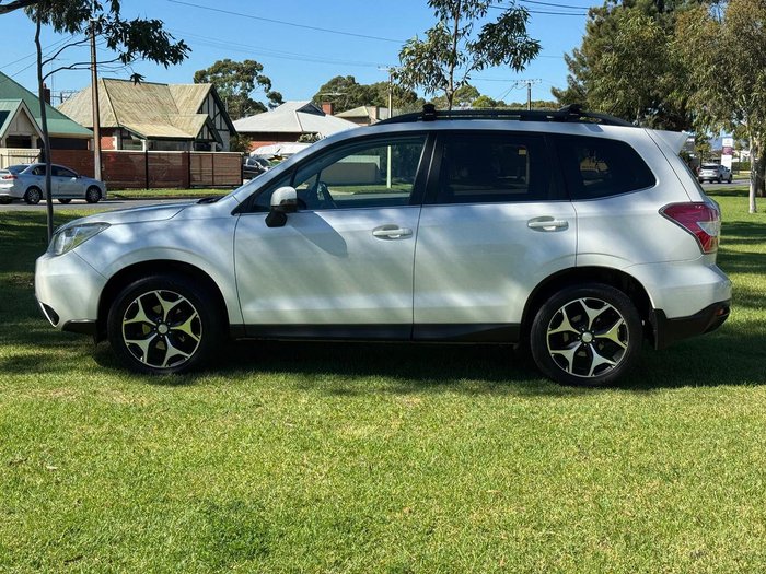 2014 Subaru Forester 2.5i-S