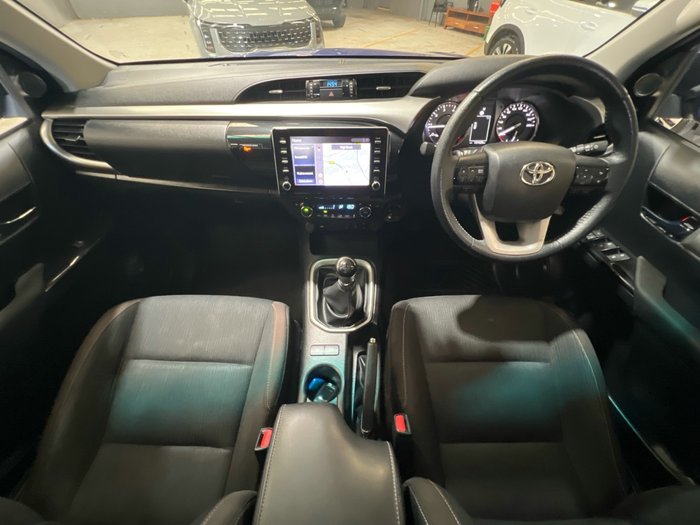 2021 Toyota Hilux SR5