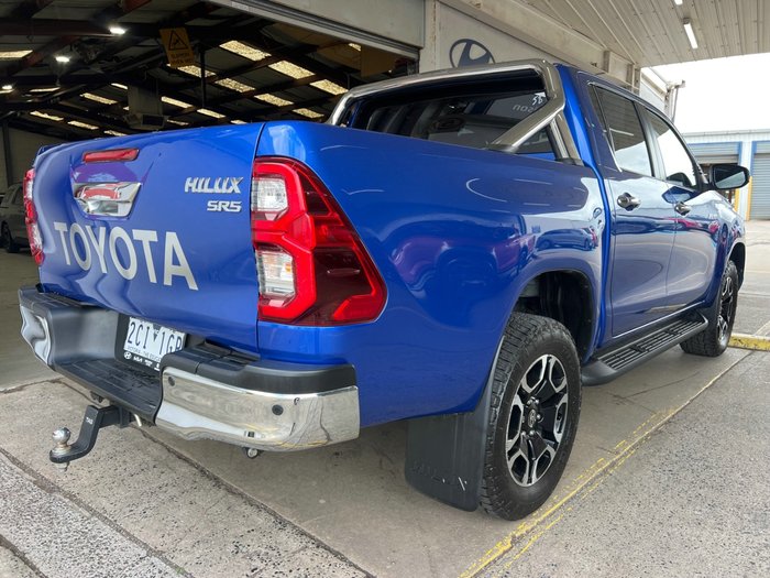 2021 Toyota Hilux SR5