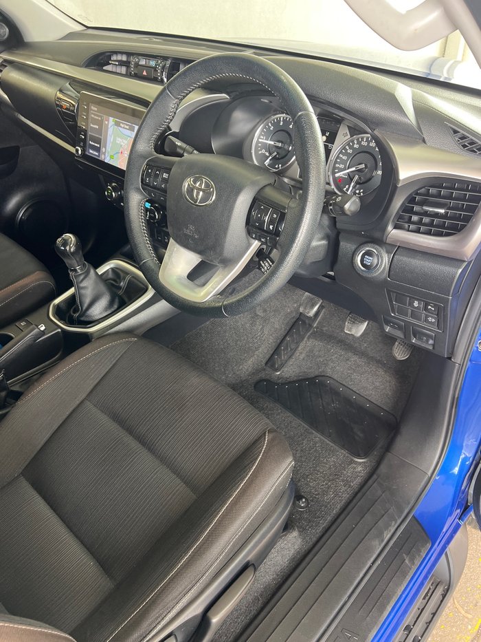 2021 Toyota Hilux SR5