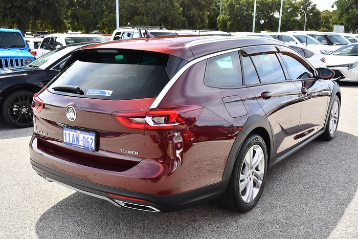 2018 Holden Calais