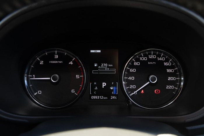 2016 Mitsubishi Pajero Sport GLS