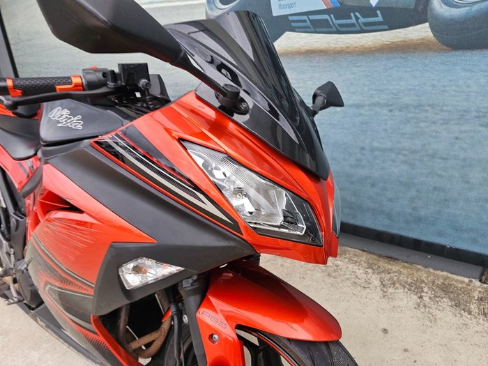 2014 Kawasaki NINJA 300 Orange