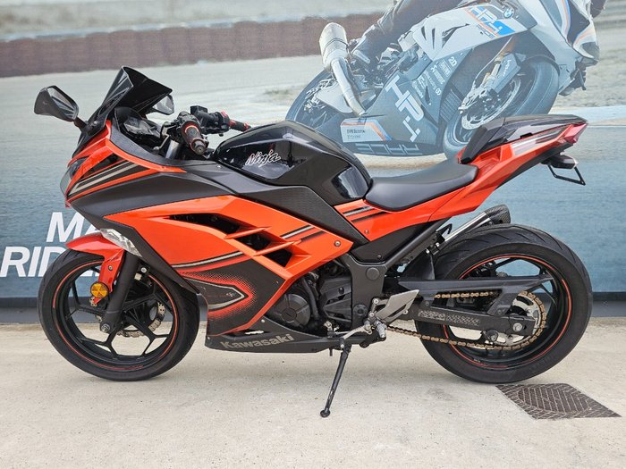 2014 Kawasaki NINJA 300 Orange