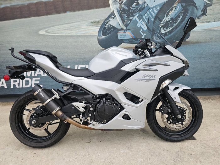 2024 Kawasaki NINJA 500 White