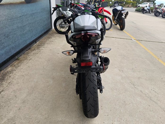 2024 Kawasaki NINJA 500 White