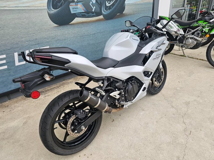 2024 Kawasaki NINJA 500 White