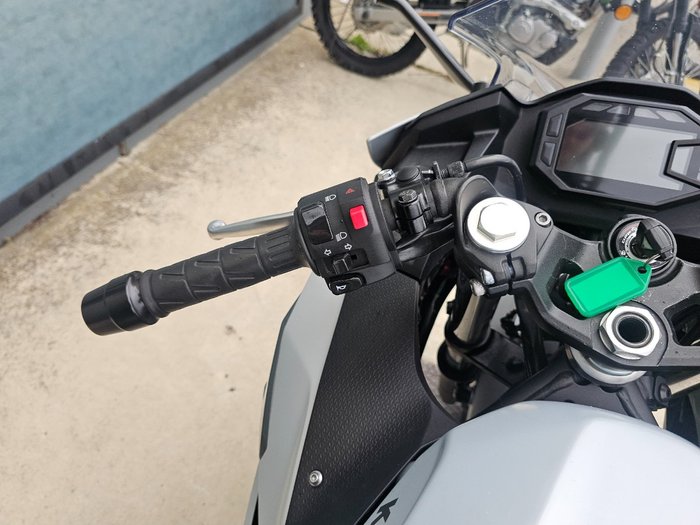 2024 Kawasaki NINJA 500 White