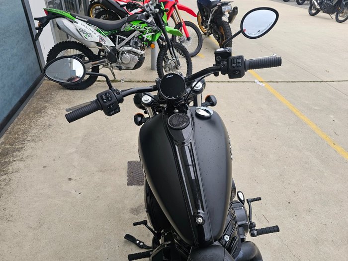 2023 INDIAN CHIEF DARK HORSE Black