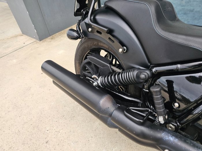 2023 INDIAN CHIEF DARK HORSE Black