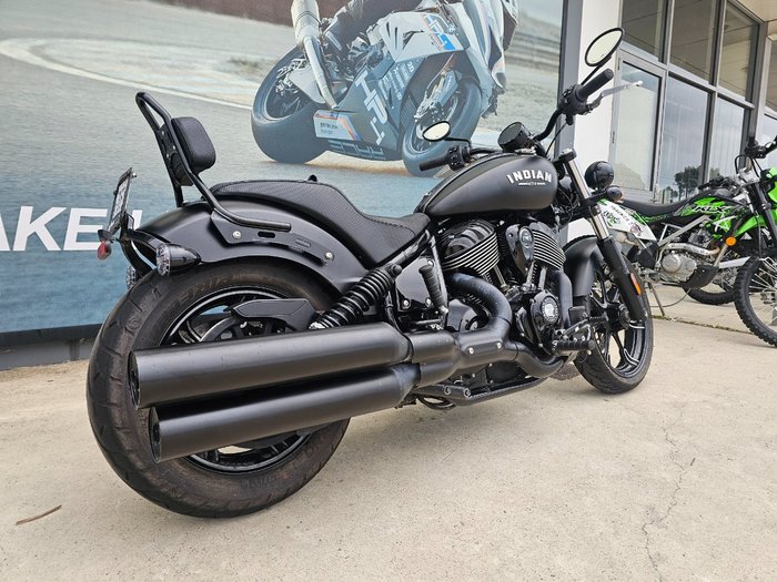 2023 INDIAN CHIEF DARK HORSE Black
