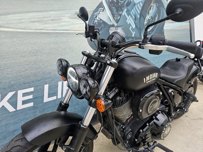 2023 INDIAN CHIEF DARK HORSE Black