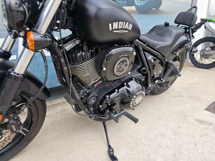 2023 INDIAN CHIEF DARK HORSE Black