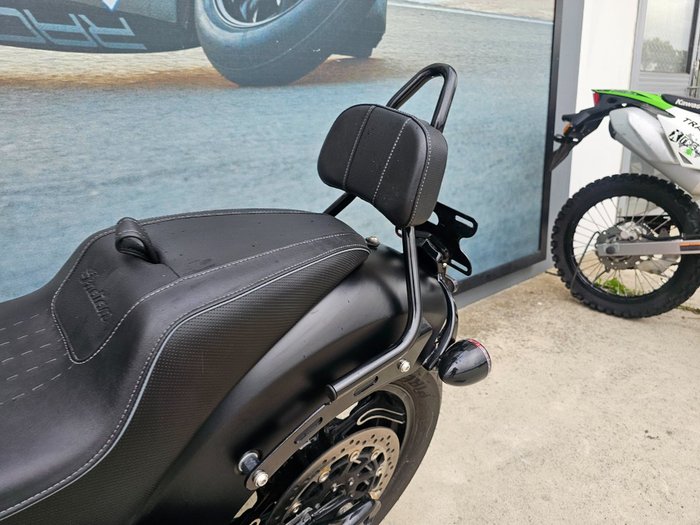 2023 INDIAN CHIEF DARK HORSE Black