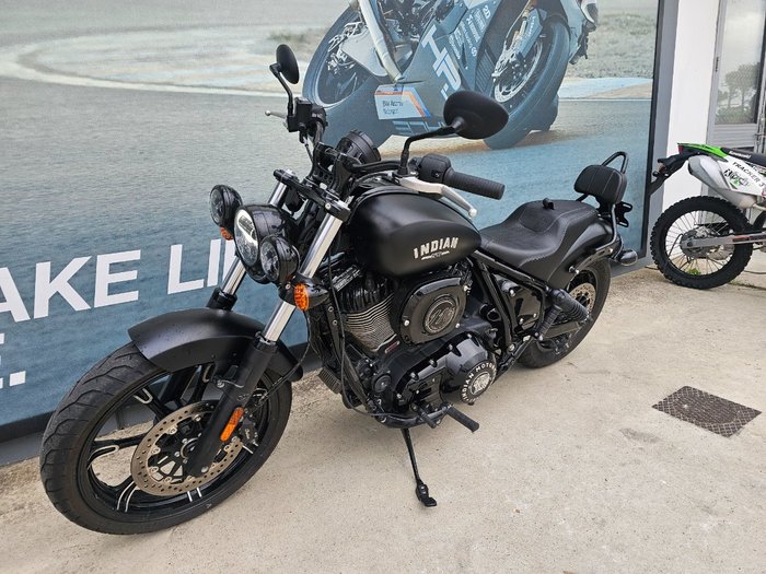 2023 INDIAN CHIEF DARK HORSE Black