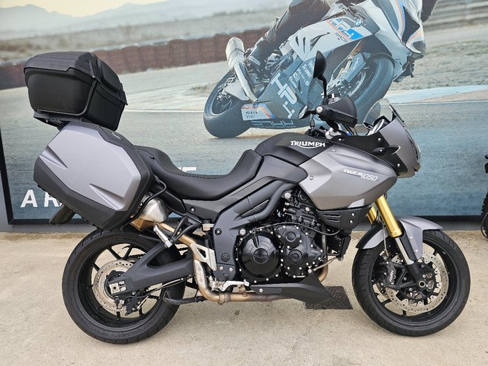 2012 Triumph TIGER 1050 SE (ABS) Black